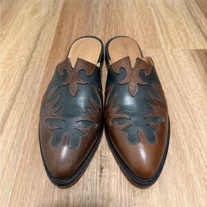 Lucchese Brown and Black Leather mules